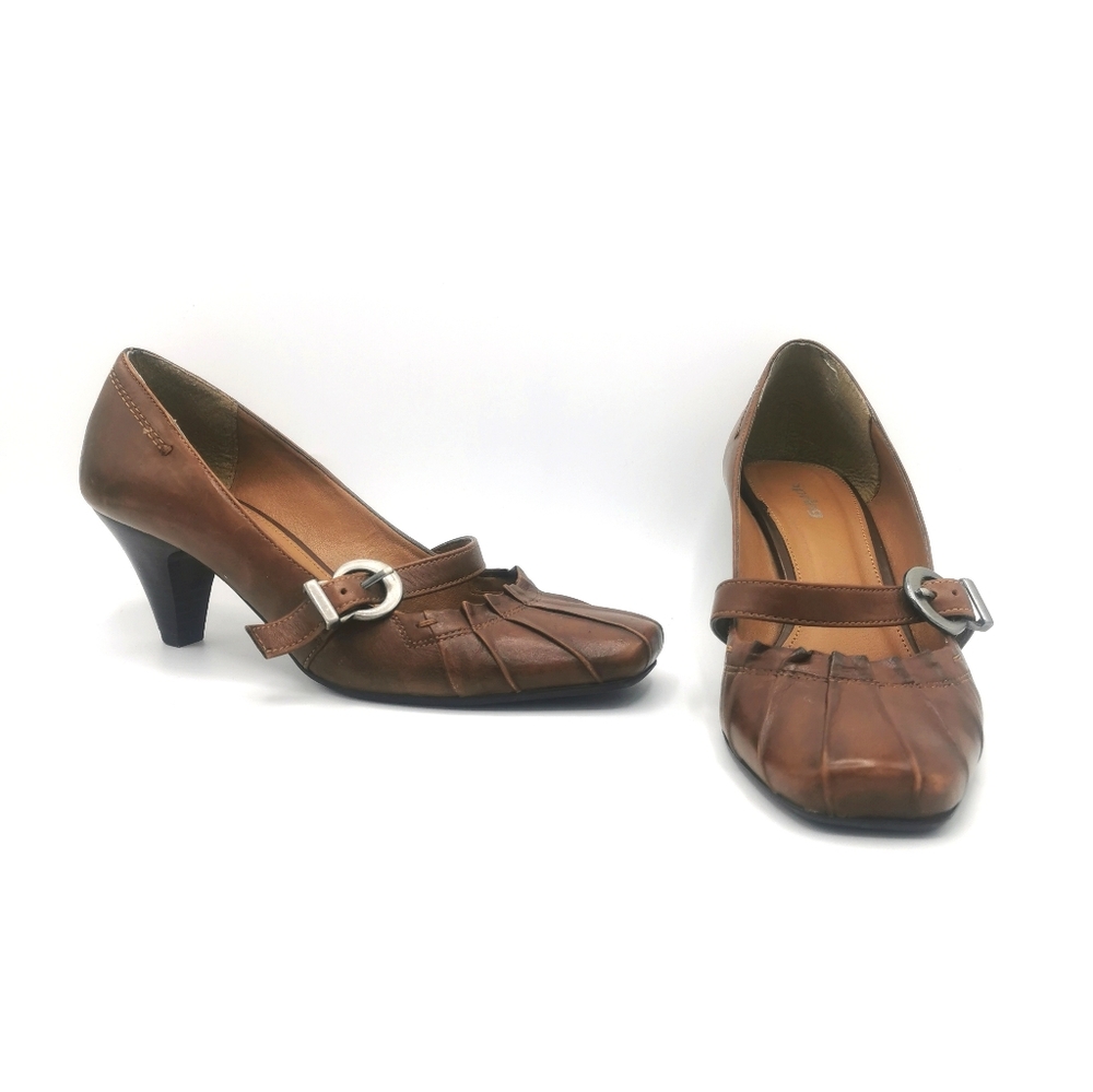 SIZE 7.5 US (38) - SPRING, Mary Jane Heeled Shoes VGUC B60